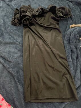 Black Off-Shoulder Ruffle Midi Dress